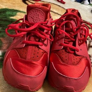 Gently used red Nike Huarache